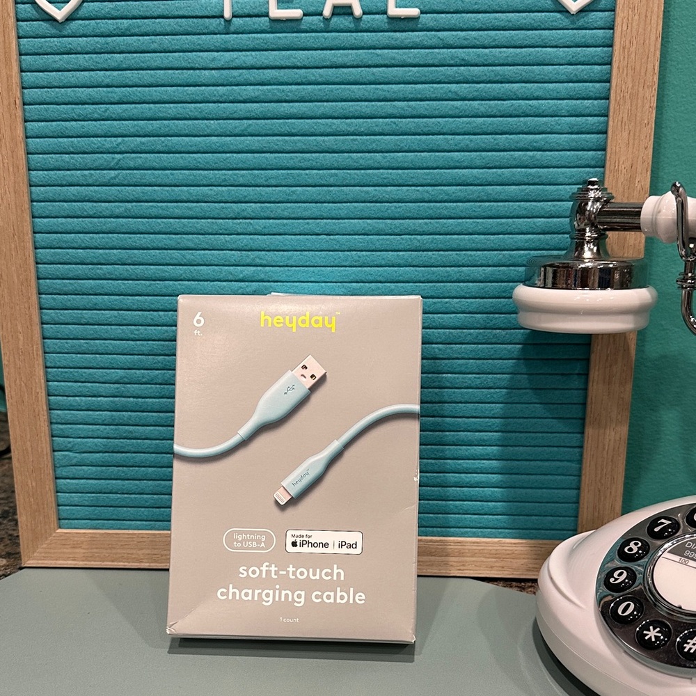 Heyday Sky Blue 6ft Soft-Touch Cable